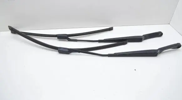Opel Astra J Windshield/front glass wiper blade 3392125736
