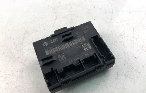 Audi A1 Door control unit/module 8X0959792B