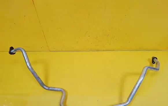 Renault Megane II Air conditioning (A/C) pipe/hose 8200247353