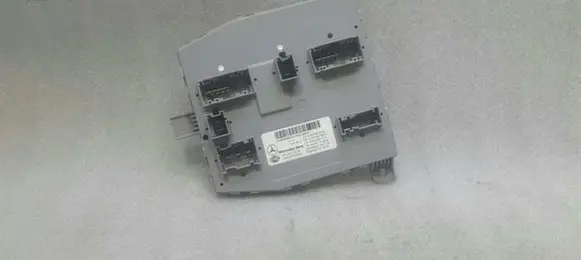 Mercedes-Benz C W205 Comfort/convenience module A2059006330