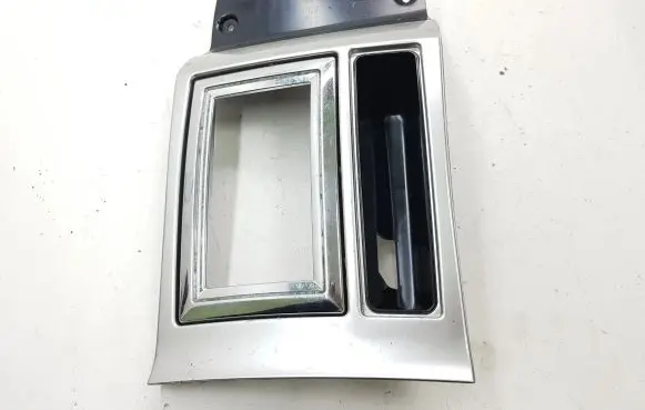 Chrysler 300 - 300C Gear shifter surround trim plastic 0ZM01TRMAB
