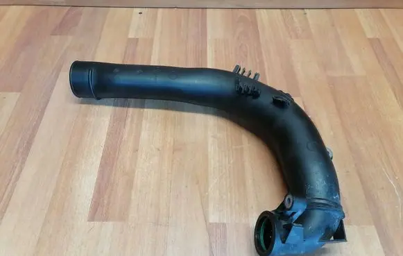 Renault Espace V (RFC) Turbo air intake inlet pipe/hose 165766527R S6000391