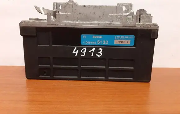 Mercedes-Benz E W124 ABS control unit/module 0055455132 4913