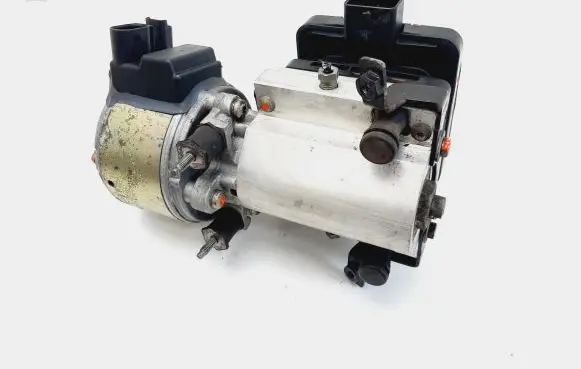 Citroen C5 Air suspension compressor 96367388000