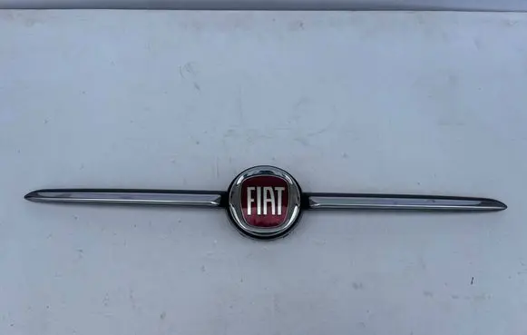 Fiat 500L Front grill 735637413