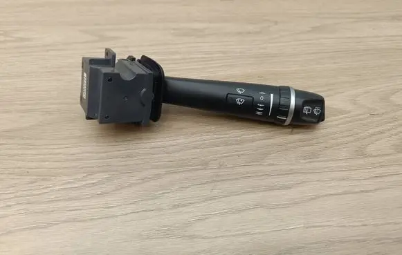 Volvo XC90 Wiper control stalk 31268565 10W43D