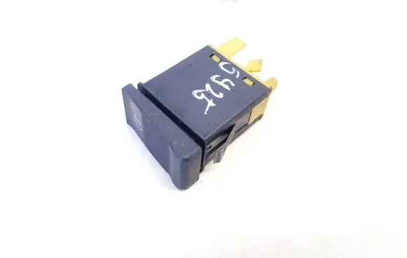 Fog light switch