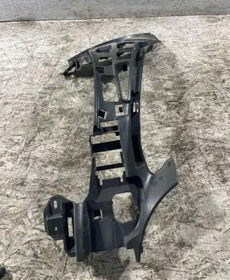 Mercedes-Benz C W205 Front bumper mounting bracket A2058853265