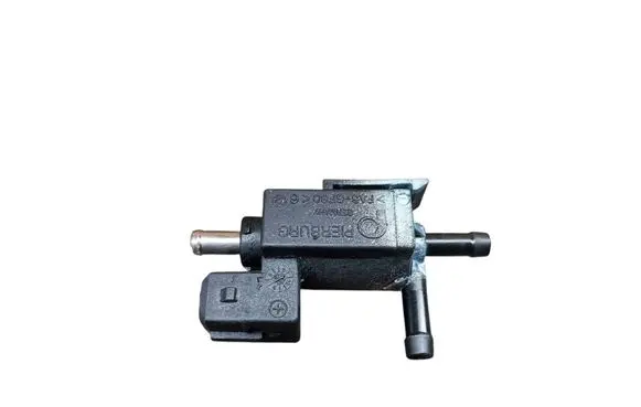 Volvo XC90 Turbo solenoid valve 72224011 06T274 30670448