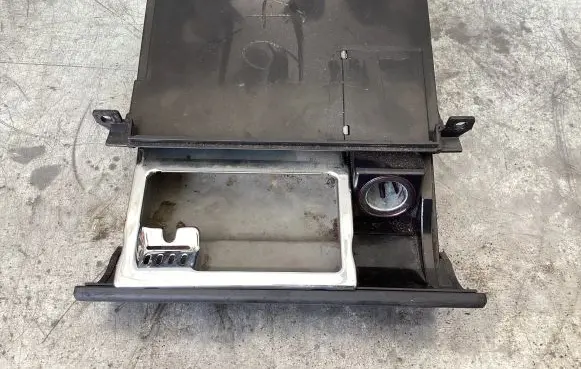 Audi A6 S6 C5 4B Car ashtray 4B0857951