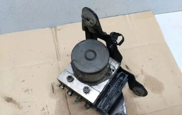 Renault Scenic II - Grand scenic II ABS Pump 0265234138 8200344607