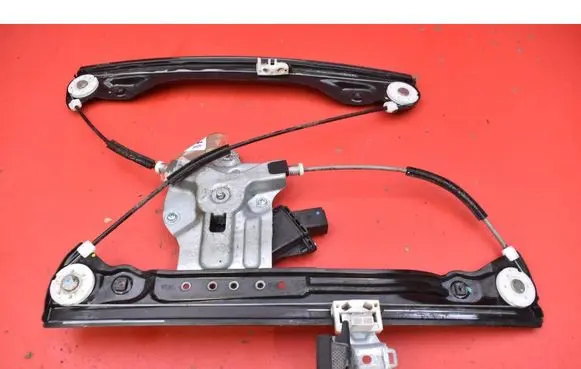 Chevrolet Cruze Front door window regulator with motor 