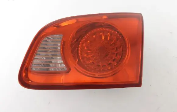 Hyundai Santa Fe Tailgate rear/tail lights 924062B0