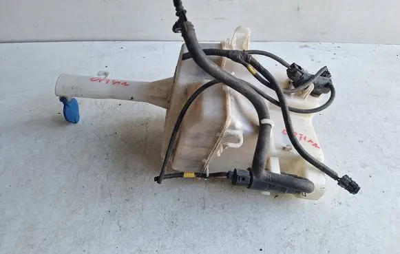 KIA Optima Windshield washer fluid reservoir/tank 986104M500 986103R500