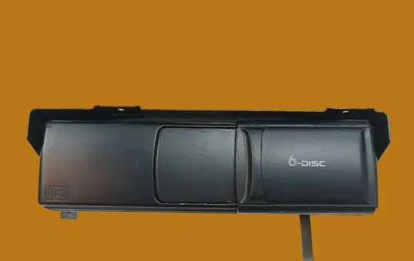 Volkswagen Touareg I CD/DVD changer 1J6035111