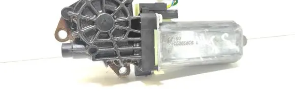 Mercedes-Benz E W211 Seat adjustment motor 0390203001
