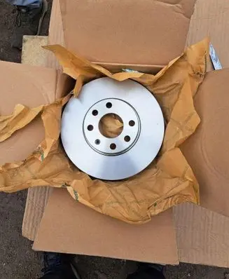 Opel Zafira A Front brake disc 95526647