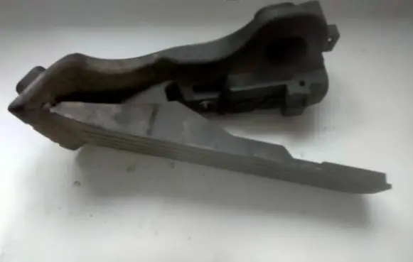 Volkswagen PASSAT B6 Accelerator throttle pedal 1K1721503L 6PV00860000 0023506