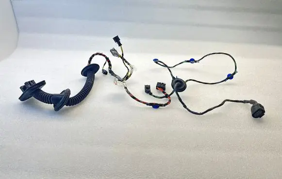 Volkswagen Touareg I Front door wiring loom 7L6971120