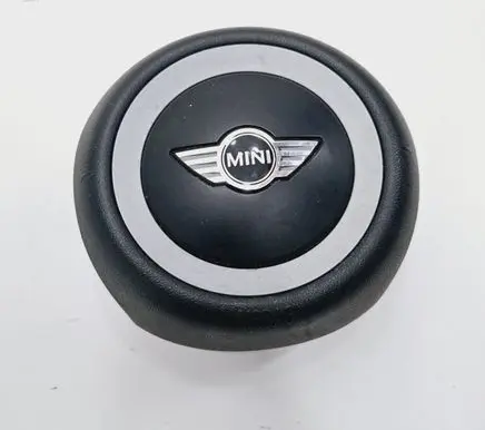 Steering wheel airbag