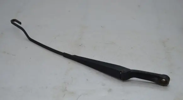 Volkswagen PASSAT B5 Front wiper blade arm 3B1955409