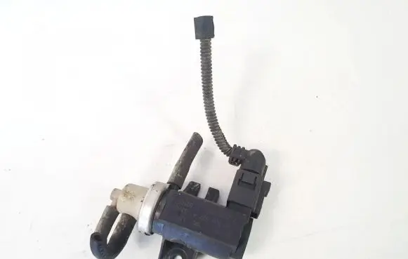 Ford Galaxy Turbo solenoid valve 72290325 1j0906627a