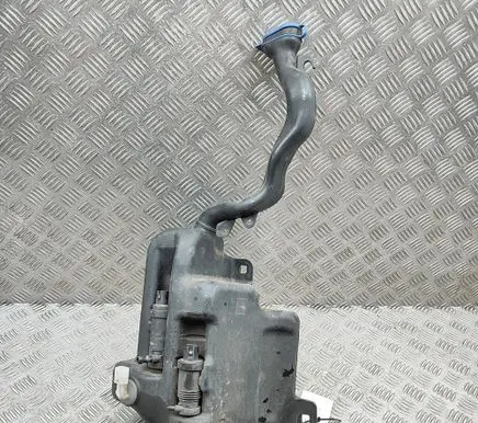 Mercedes-Benz CLA C117 X117 W117 Windshield washer fluid reservoir/tank A2468690120