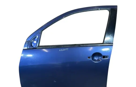 Citroen C-Crosser Front door