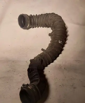 Opel Vivaro Intercooler hose/pipe 8200607748