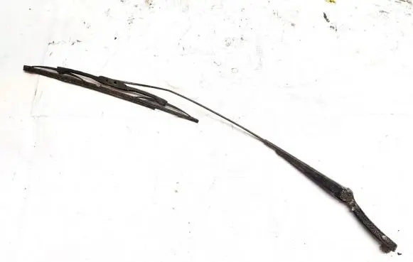 Citroen Berlingo Front wiper blade arm 1129621014780 183357