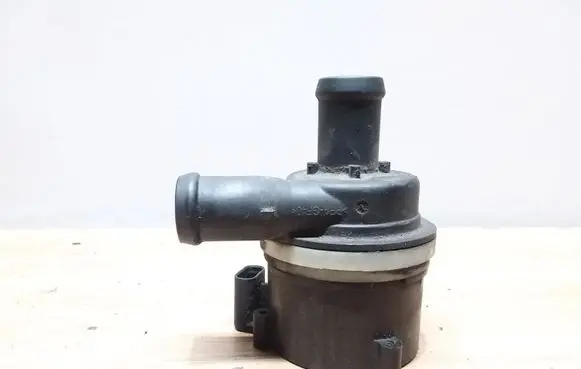 Volkswagen Golf VI Electric auxiliary coolant/water pump 6R0965567A