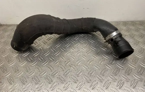 Intercooler hose/pipe