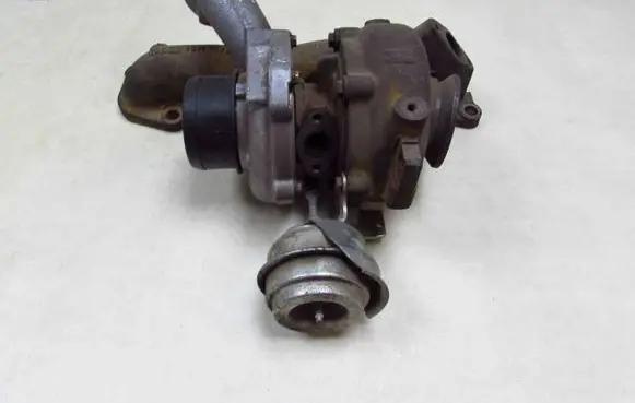 Opel Zafira B Turbo 55196766 51537