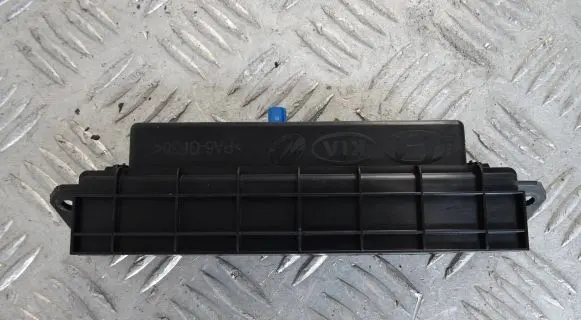 Hyundai i20 Active Aerial antenna amplifier 96240-Q0000