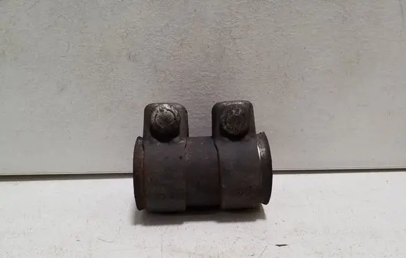 Fiat 500L Muffler pipe connector clamp 