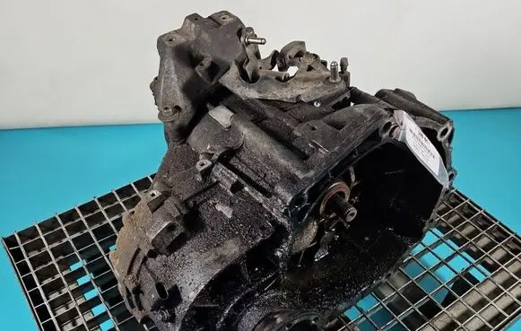 Volkswagen Golf IV Manual 5 speed gearbox DRW IMPRK1590611