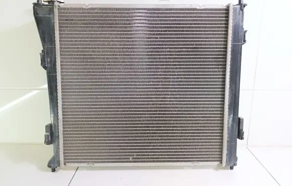 Hyundai i40 Coolant radiator 67551