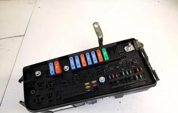 Opel Signum Fuse box set 13144709 519066005