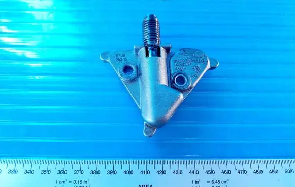 Land Rover Discovery Sport Timing belt/chain tensioner G4D36K254AB