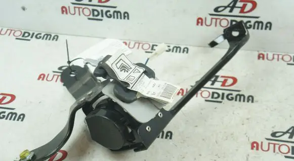 Honda CR-V Middle seatbelt (rear) A82480SWWG0Y
