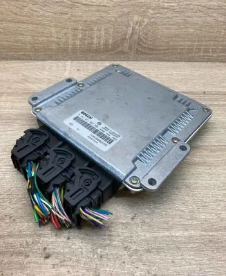 Volvo S40, V40 Engine control unit/module ECU 8200065996 0281011087 418