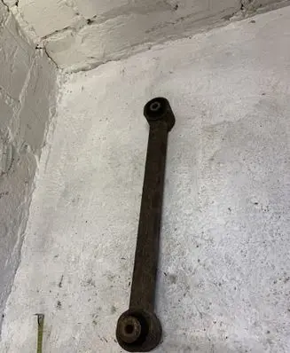 Dodge Nitro Rear suspension control arm 
