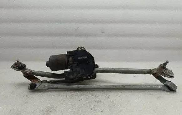 Audi A6 Allroad C6 Front wiper linkage and motor 4F1955119B 0390241984 06070732