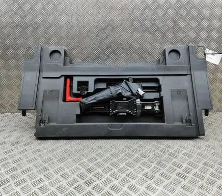 Audi A5 Tool set 8W8863373B 8K0805615