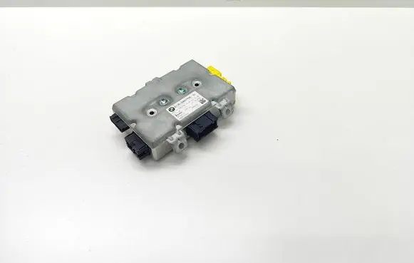 BMW 5 E60 E61 Door control unit/module 6957759 695775901 61356957759