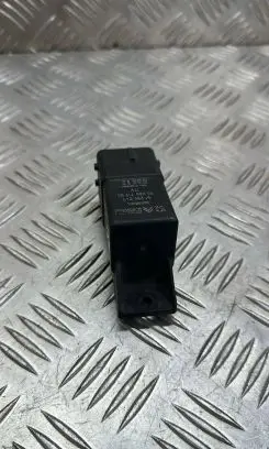 Peugeot 308 Glow plug pre-heat relay 9666671780 51295049