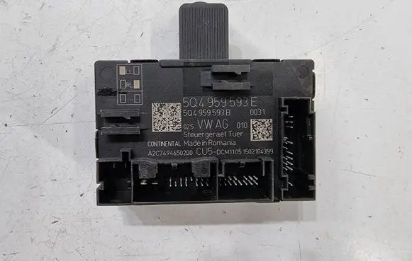 Skoda Octavia Mk3 (5E) Door control unit/module 5Q4959593B 5Q4959593E