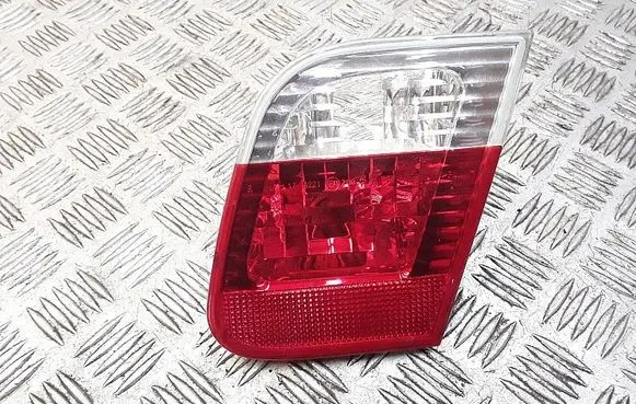 BMW 3 E46 Tailgate rear/tail lights 175221b