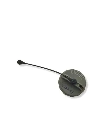 Mitsubishi L200 Fuel tank filler cap 