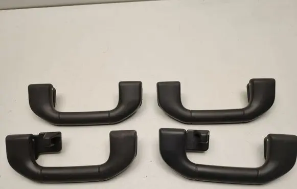 Mercedes-Benz C W204 Front interior roof grab handle A204100051